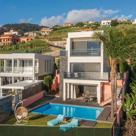 Candelaria By An Island Villa *