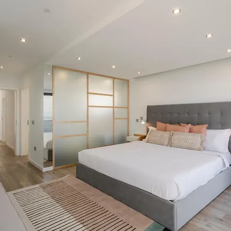 Villa Candelária By An Island *