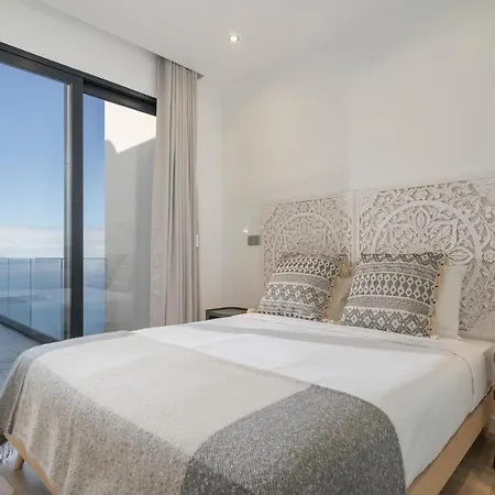 Candelária By An Island * Ribeira Brava