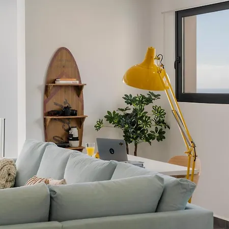 Villa Candelária By An Island