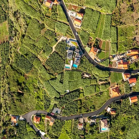 Villa Candelária By An Island
