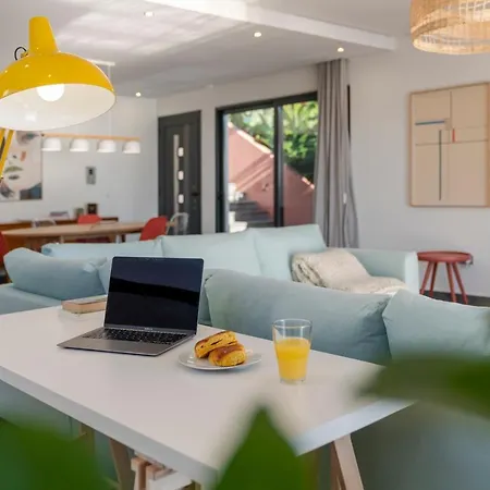 Villa Candelária By An Island *