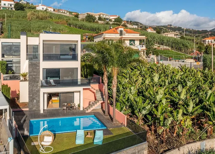 Candelaria By An Island *