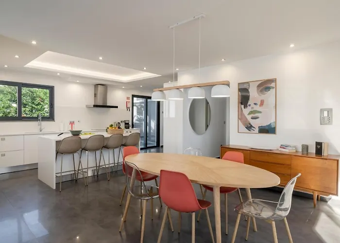 Candelaria By An Island