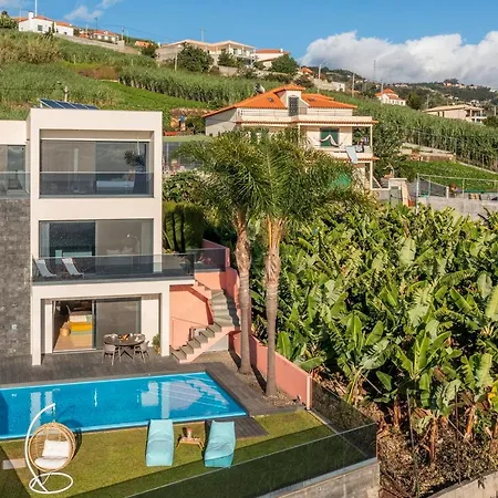 Candelaria By An Island *